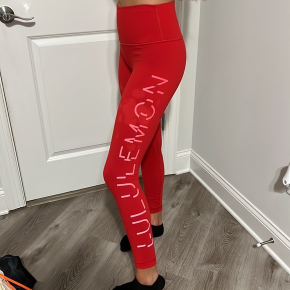 used once LIMITED EDITION lulu leggings - Picture 2 of 8